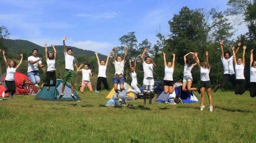 Camping in Clisura Dunarii Ieşelniţa Esterno foto