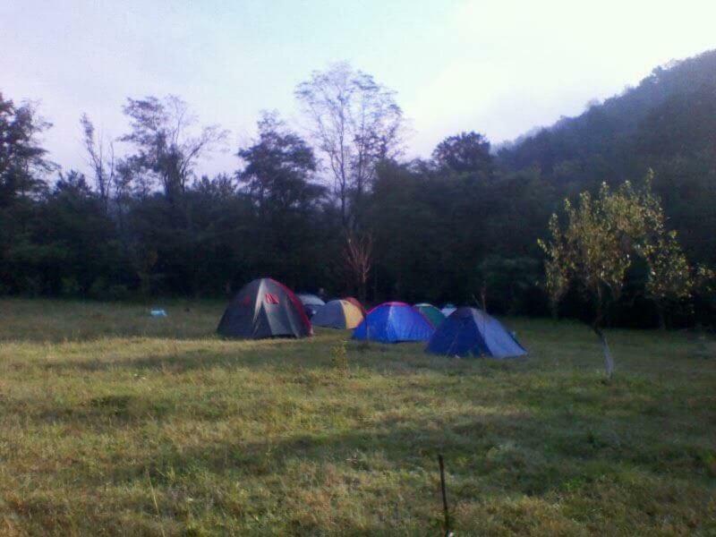 Camping in Clisura Dunarii Ieşelniţa Esterno foto