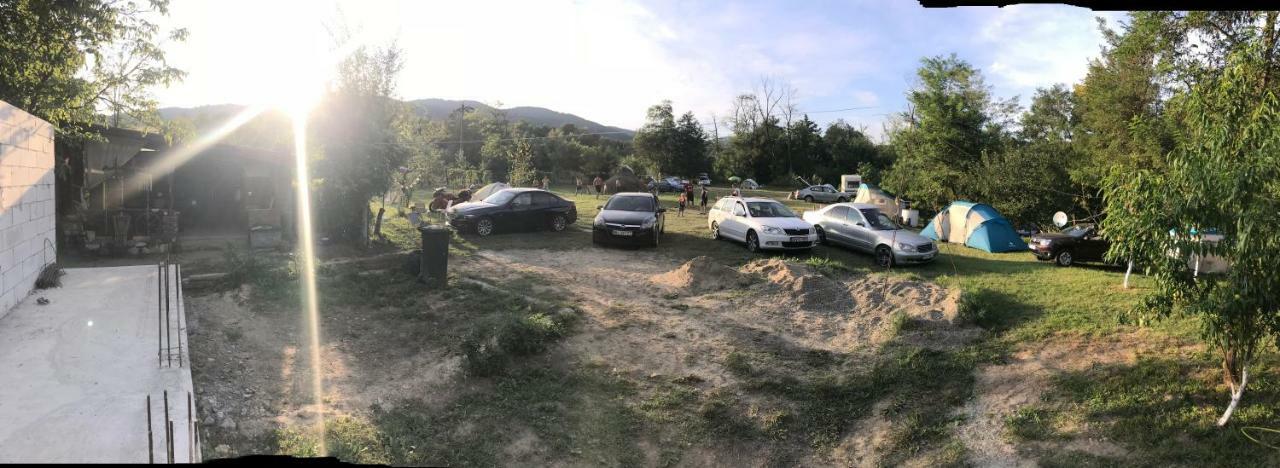 Camping in Clisura Dunarii Ieşelniţa Esterno foto